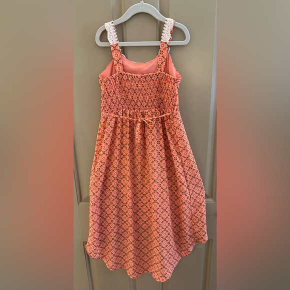 Spring dress - Picture 3 of 3